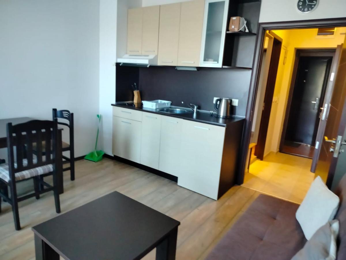 Alpine Lodge Bansko Apartments 外观 照片