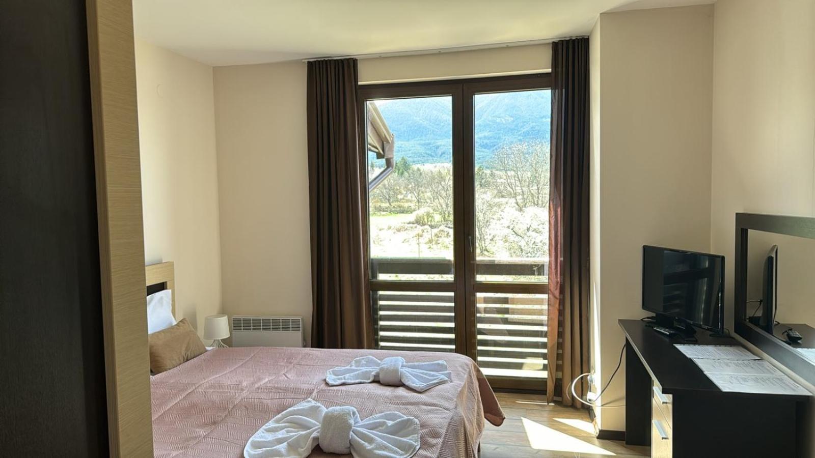 Alpine Lodge Bansko Apartments 外观 照片