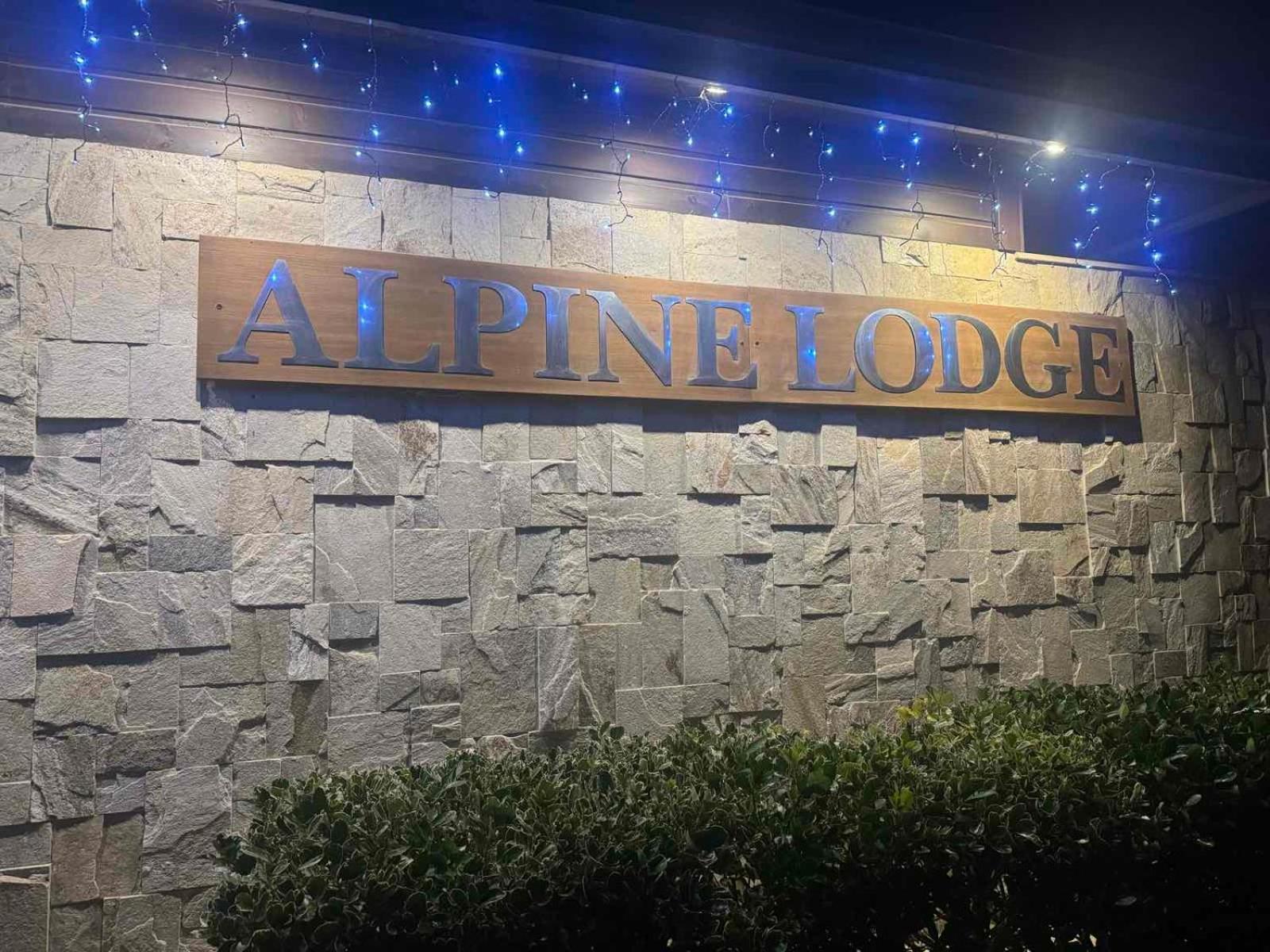 Alpine Lodge Bansko Apartments 外观 照片